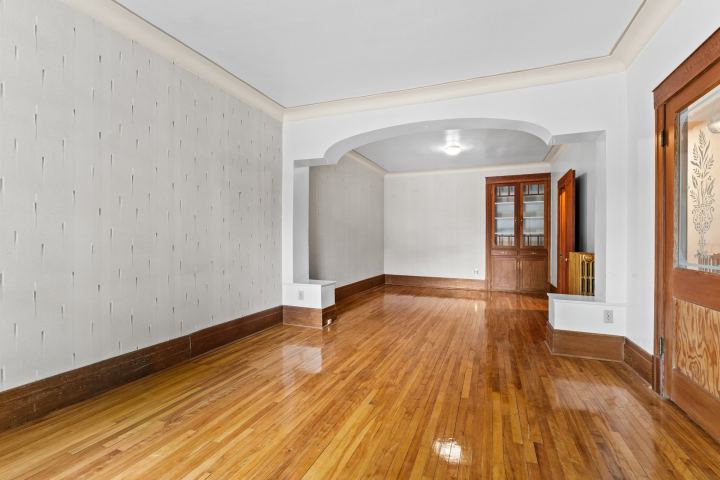 Salon double du 6½ (7963) – triplex à vendre, 7959-7963 rue Lajeunesse, Montréal
