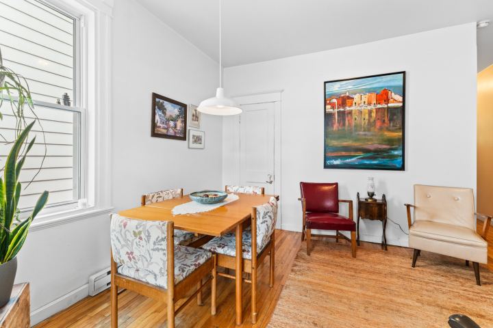 Salle à manger, autre angle (7959) – triplex à vendre, 7959-7963 rue Lajeunesse, Montréal